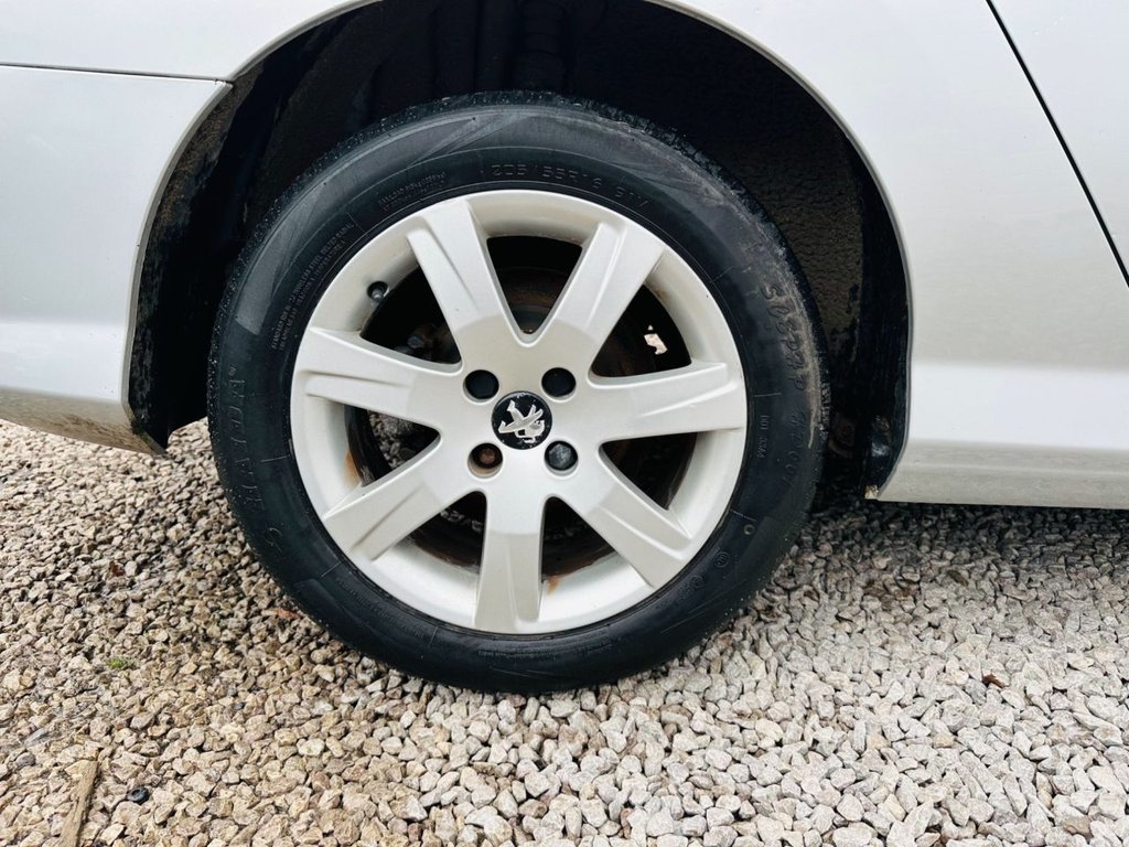 Used Peugeot 308 2011 for sale - 77346763: Photo 18