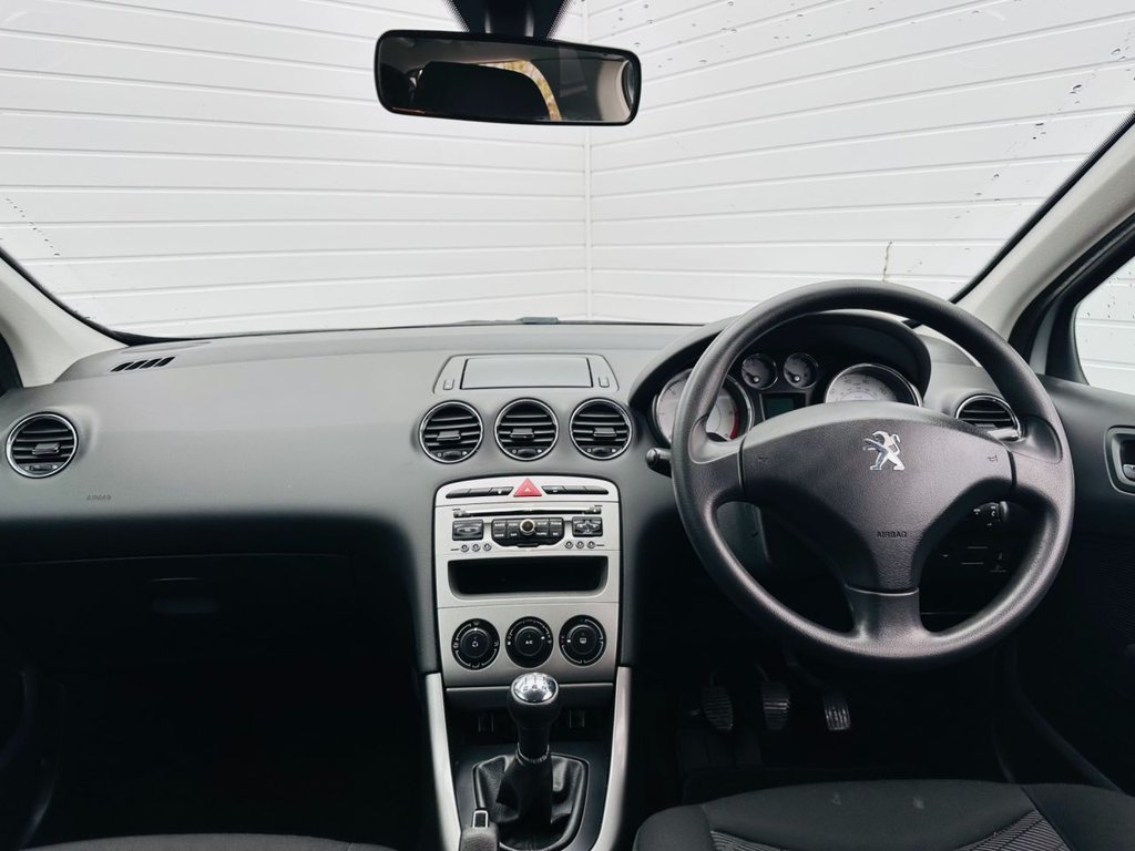 Used Peugeot 308 2011 for sale - 77346763: Photo 4