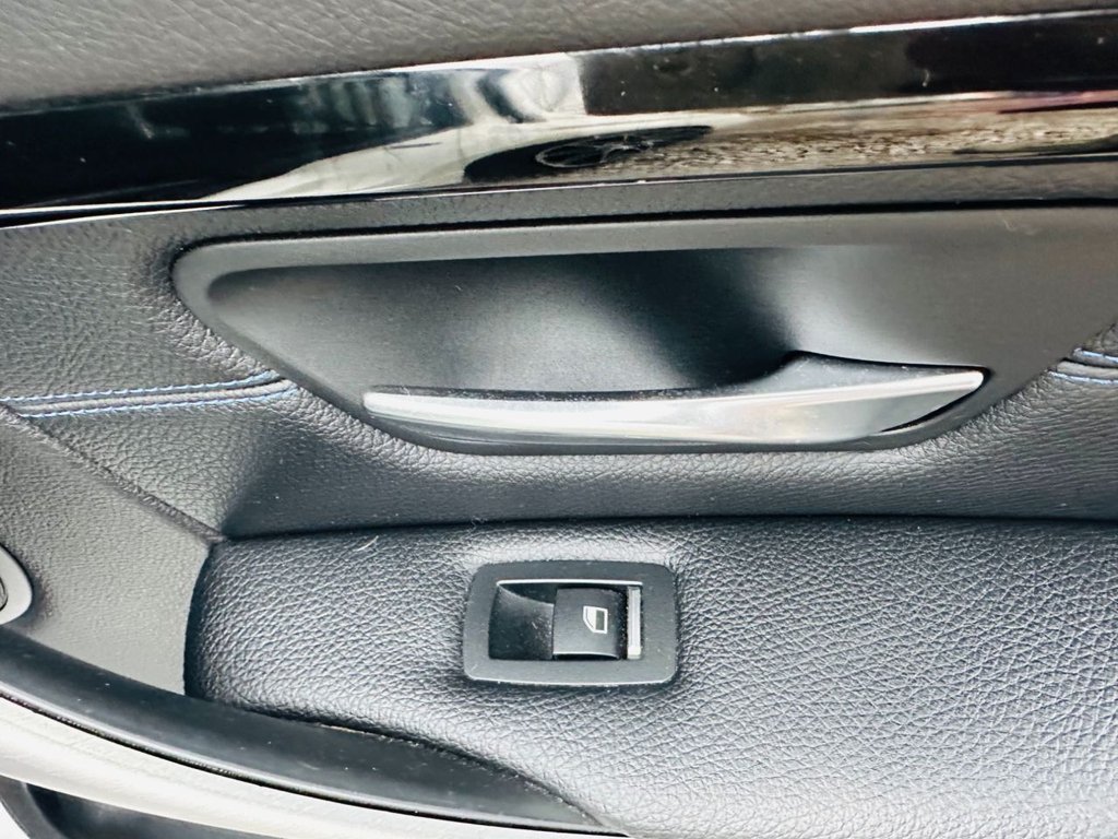 Used BMW 3 Series 2016 for sale - 77427803: Photo 32