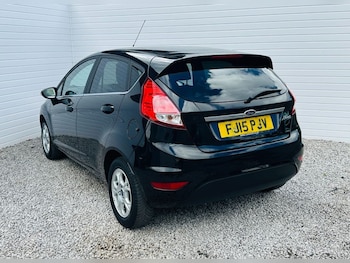 Used Ford Fiesta 2015 for sale - 79578799: Photo