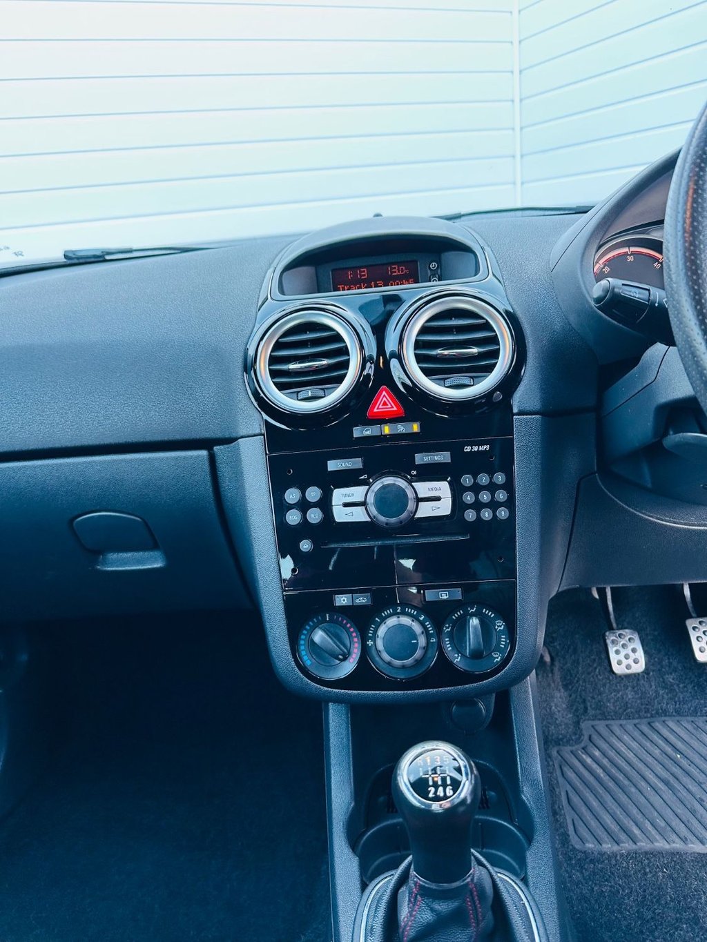 Used Vauxhall Corsa 2013 for sale - 76406242: Photo 12