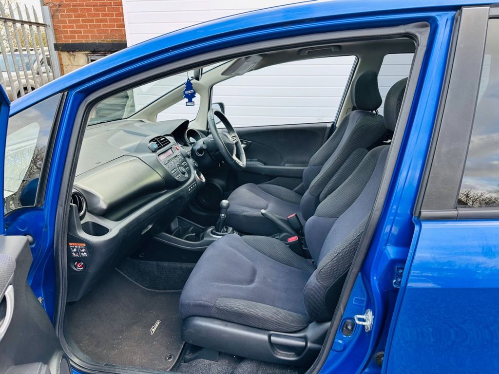 Used Honda Jazz 2012 for sale - 77551752: Photo 10