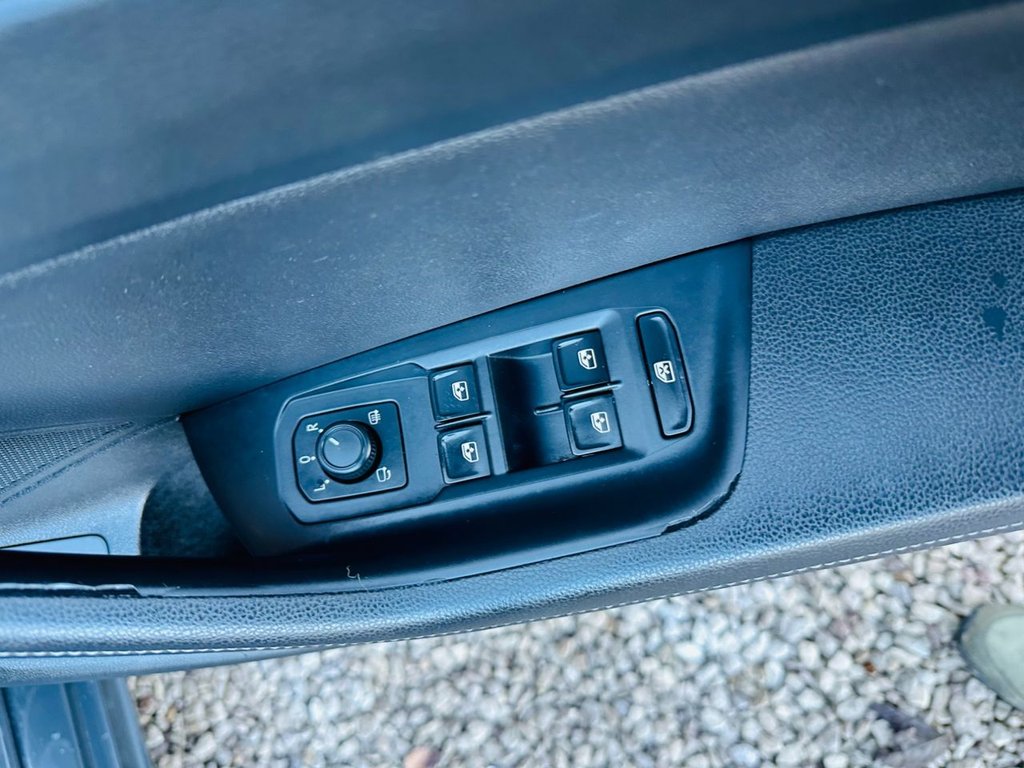 Used Volkswagen Passat 2017 for sale - 77239366: Photo 29