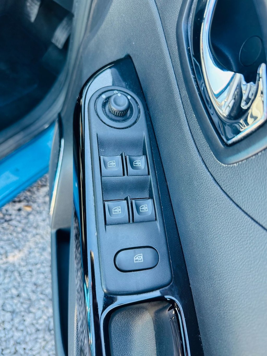 Used Renault Captur 2016 for sale - 78111221: Photo 11