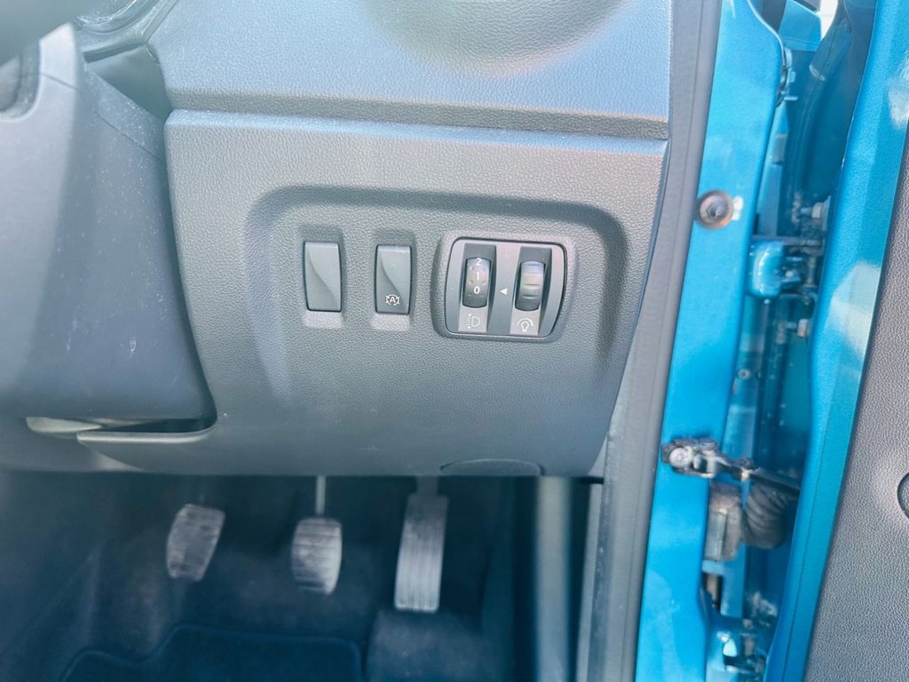 Used Renault Captur 2016 for sale - 78111221: Photo 9