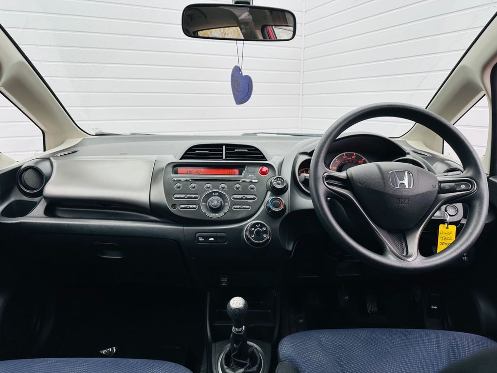 Used Honda Jazz 2011 for sale - 76731187: Photo 4