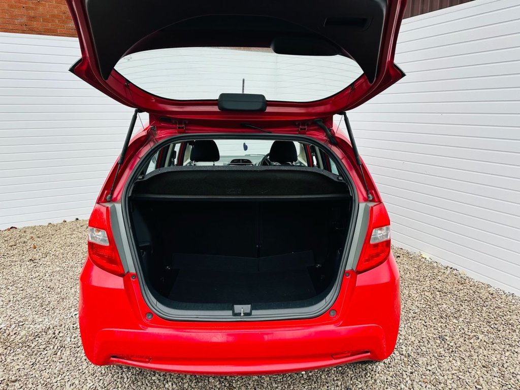 Used Honda Jazz 2011 for sale - 76731187: Photo 7