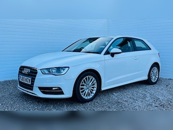 2015 (65) - 1.6 TDI Ultra 110 SE Technik 3dr