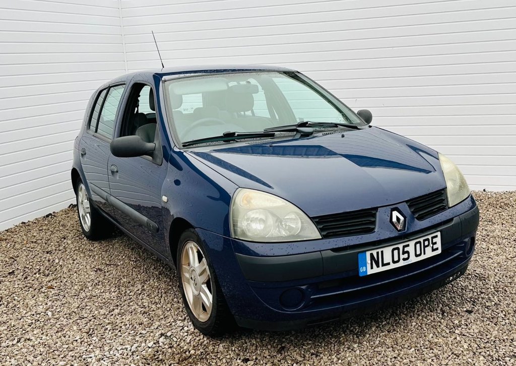 Used Renault Clio 2005 for sale - 76731190: Photo 2