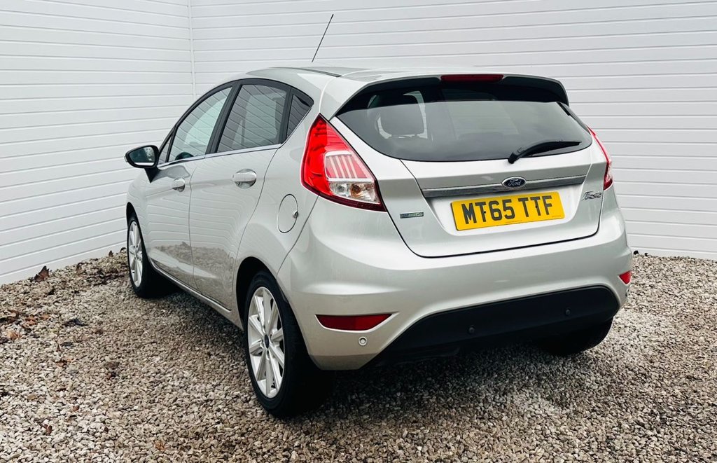 Used Ford Fiesta 2015 for sale - 77346764: Photo 2