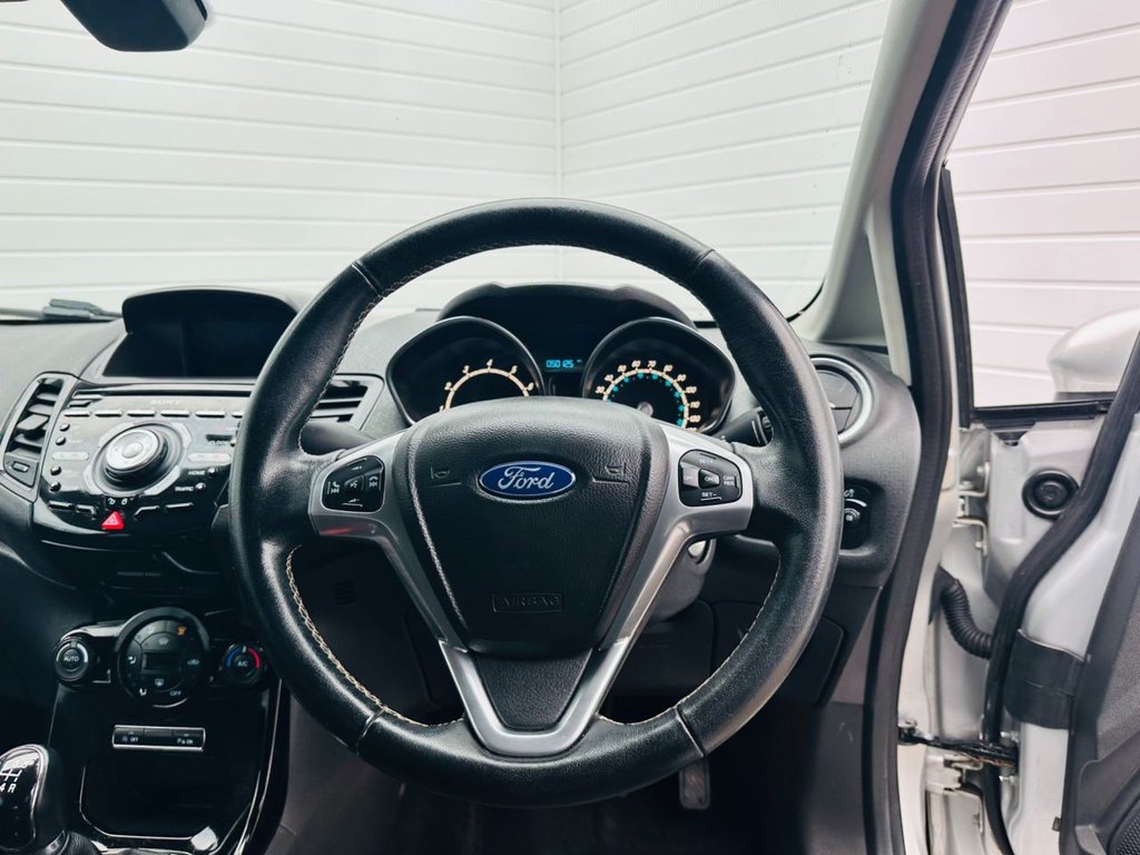 Used Ford Fiesta 2015 for sale - 77346764: Photo 3