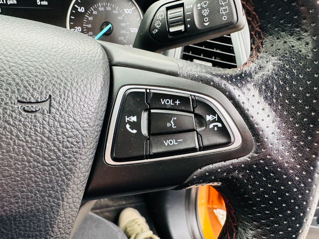 Used Ford Ecosport 2018 for sale - 76406232: Photo 21