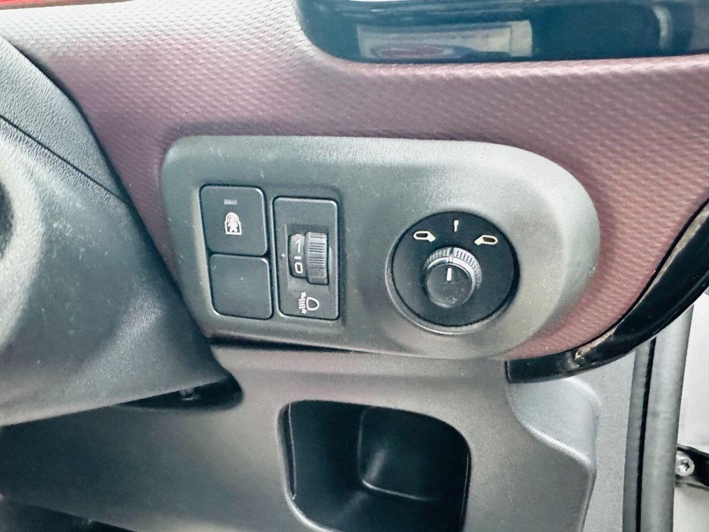 Used Citroen C4 Cactus 2018 for sale - 77512519: Photo 33