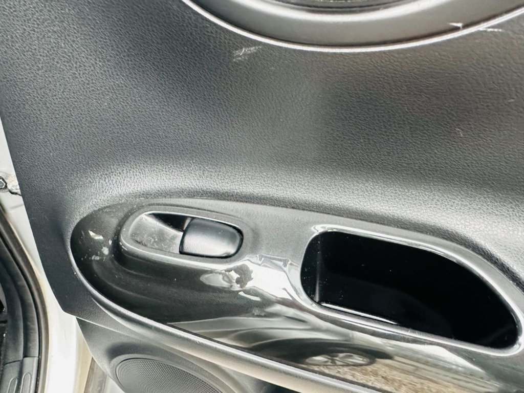 Used Nissan Juke 2015 for sale - 76470479: Photo 16