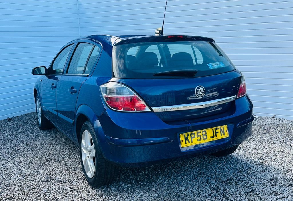 Used Vauxhall Astra 2009 for sale - 78056365: Photo 2