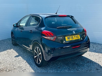 Used Peugeot 208 2019 for sale - 79409204: Photo
