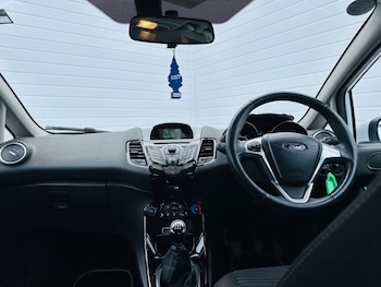 Used Ford Fiesta 2014 for sale - 77609013: Photo