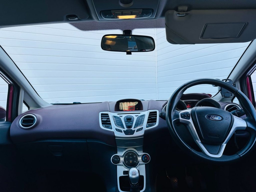 Used Ford Fiesta 2010 for sale - 76406542: Photo 11