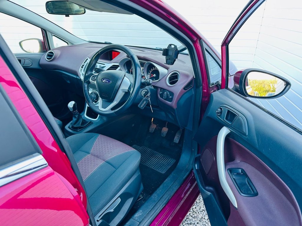 Used Ford Fiesta 2010 for sale - 76406542: Photo 12