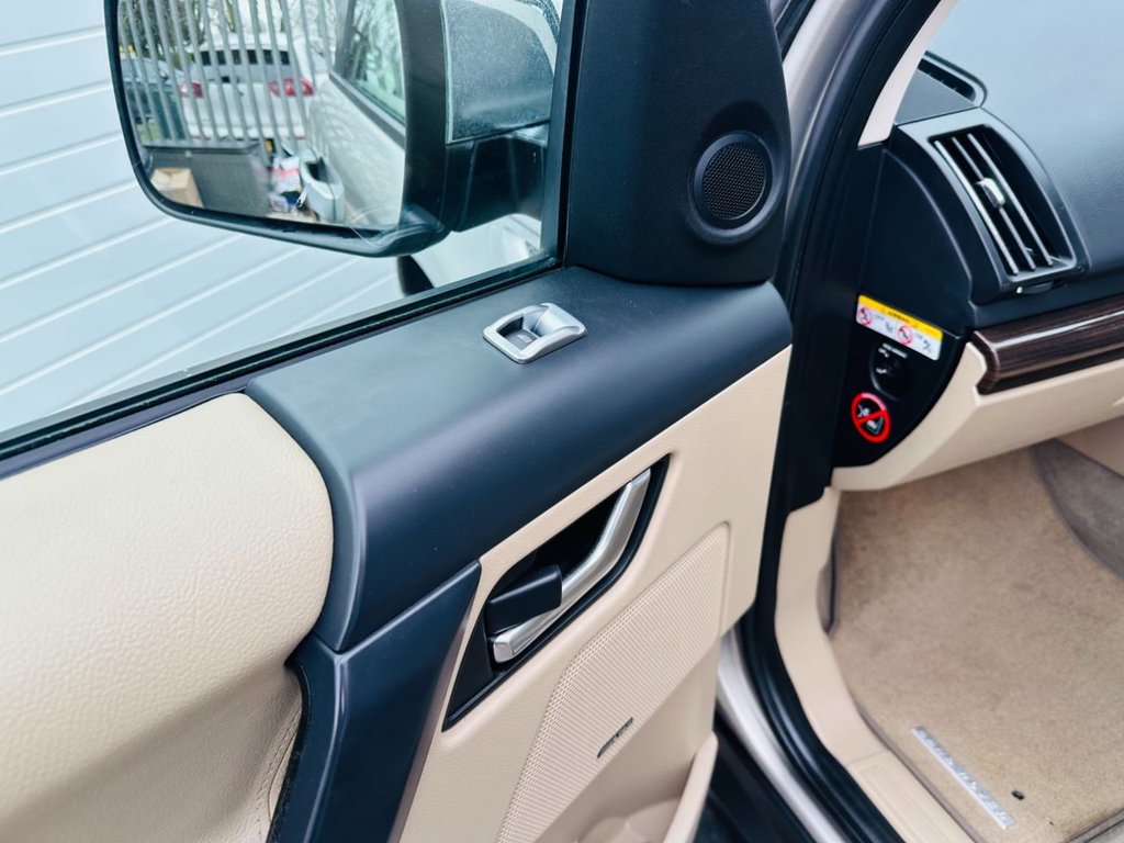 Used Land Rover Freelander 2011 for sale - 77631736: Photo 16