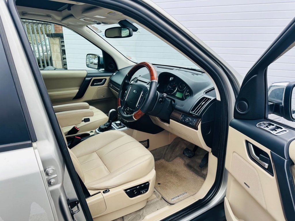 Used Land Rover Freelander 2011 for sale - 77631736: Photo 8