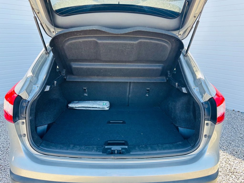 Used Nissan Qashqai 2016 for sale - 78110579: Photo 31