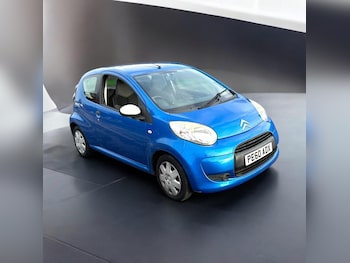 2010 (60) - 1.0i Splash 3dr