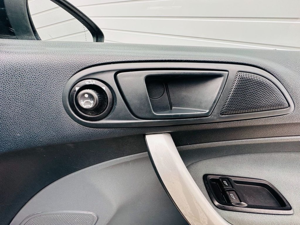 Used Ford Fiesta 2010 for sale - 77346766: Photo 21