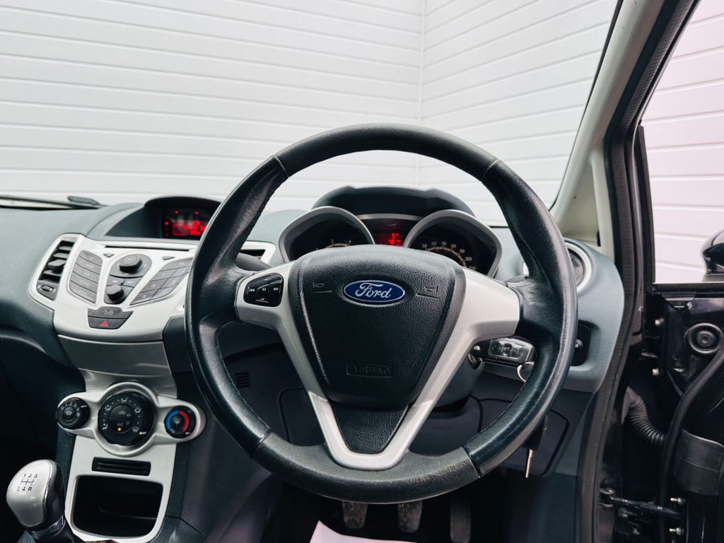 Used Ford Fiesta 2010 for sale - 77346766: Photo 24