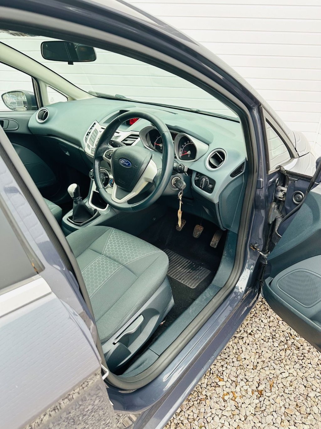 Used Ford Fiesta 2011 for sale - 76406165: Photo 11