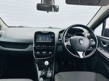 Used Renault Clio 2016 for sale - 77609012: Photo