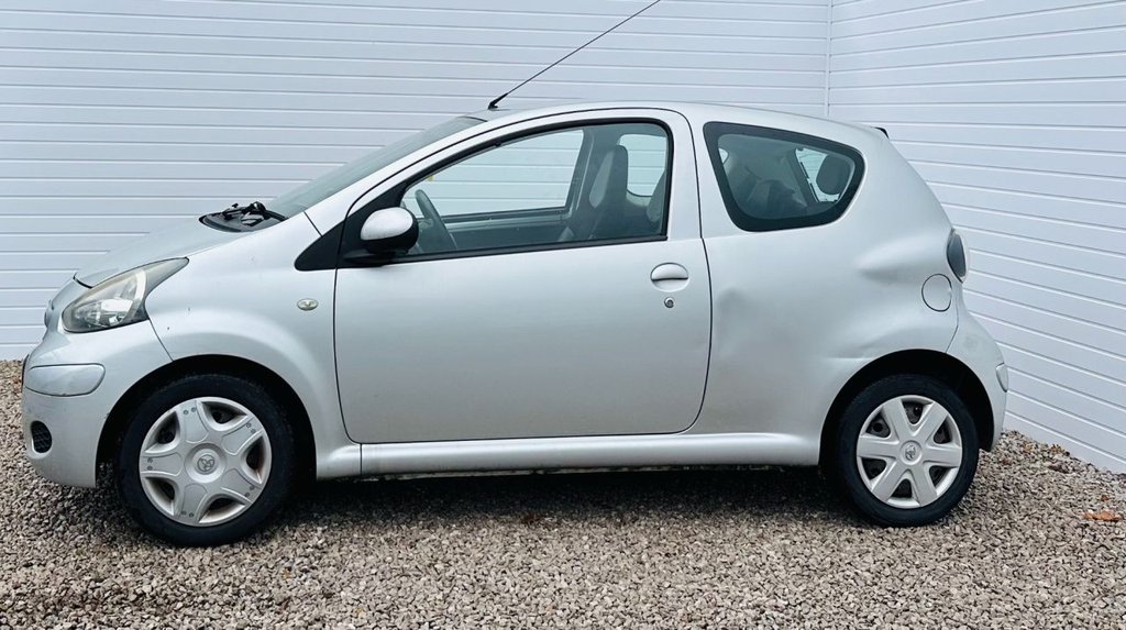 Used Toyota AYGO 2012 for sale - 76406410: Photo 6