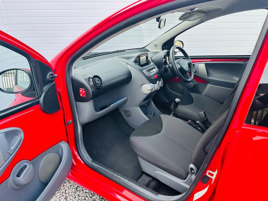 Used Toyota AYGO 2011 for sale - 77953245: Photo 13