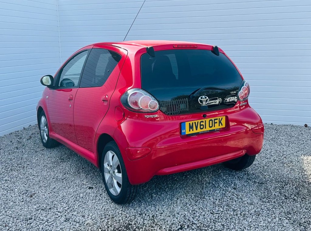 Used Toyota AYGO 2011 for sale - 77953245: Photo 2