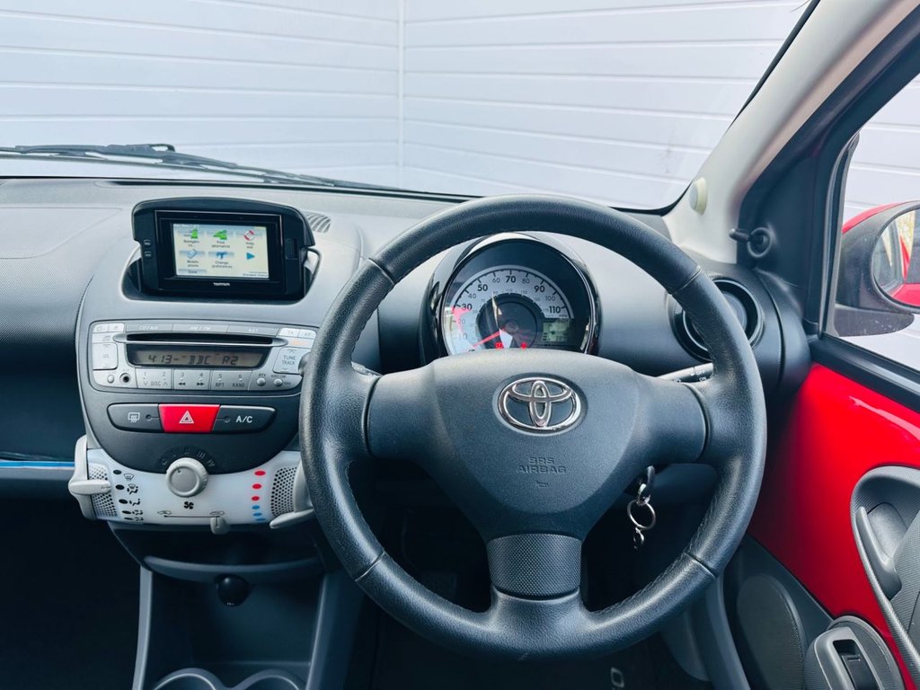 Used Toyota AYGO 2011 for sale - 77953245: Photo 3