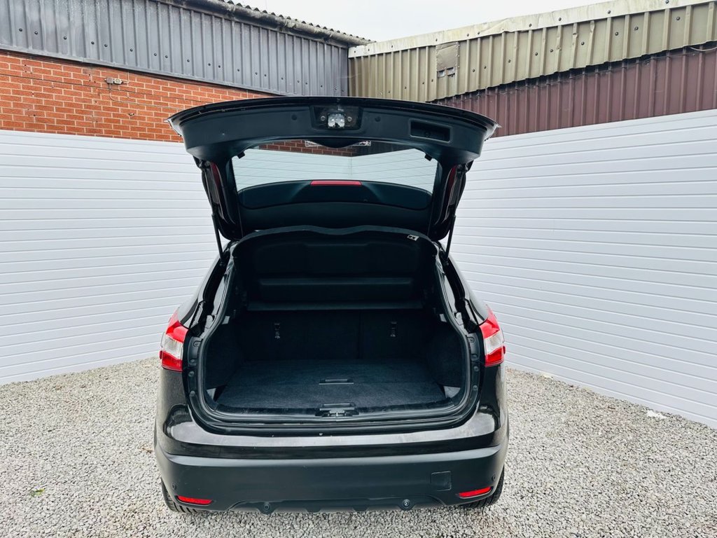 Used Nissan Qashqai 2016 for sale - 76406313: Photo 8