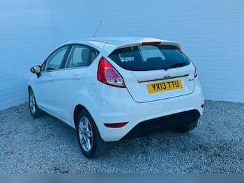 Used Ford Fiesta 2013 for sale - 77748811: Photo