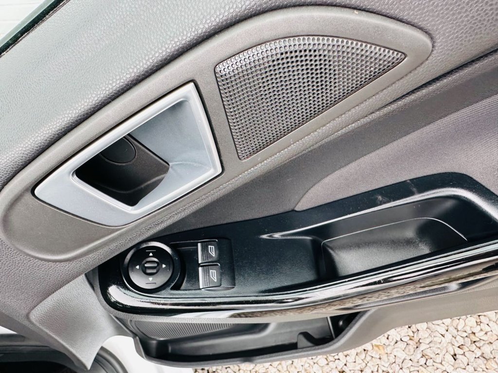 Used Ford Fiesta 2015 for sale - 77681017: Photo 26