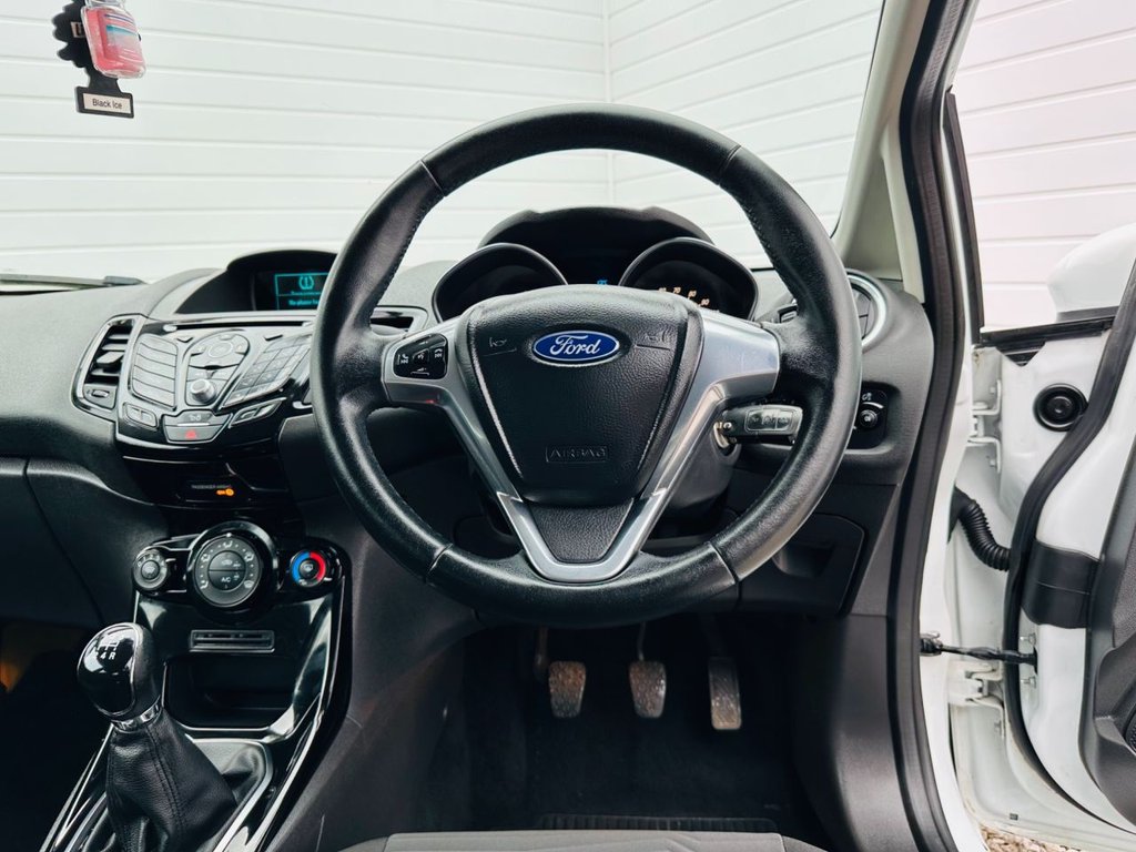 Used Ford Fiesta 2015 for sale - 77681017: Photo 3
