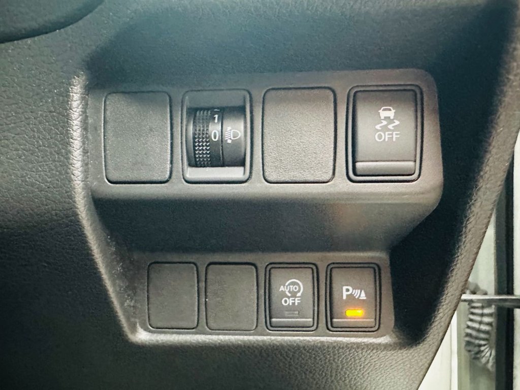 Used Nissan Qashqai 2014 for sale - 76552063: Photo 16