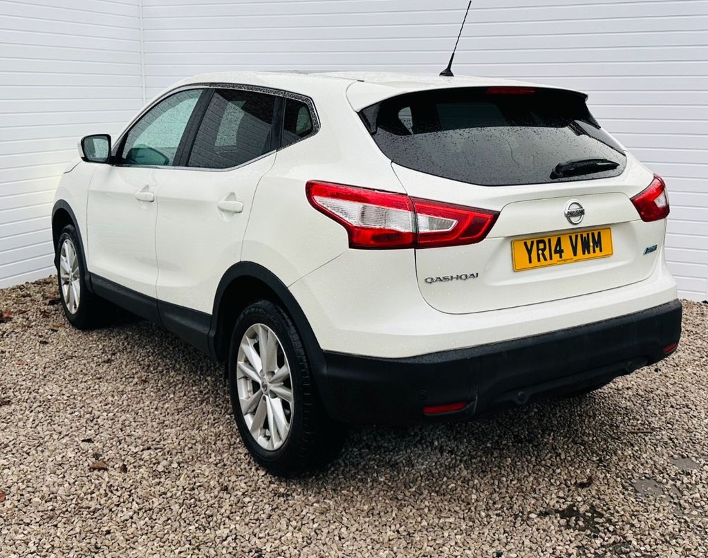 Used Nissan Qashqai 2014 for sale - 76552063: Photo 3