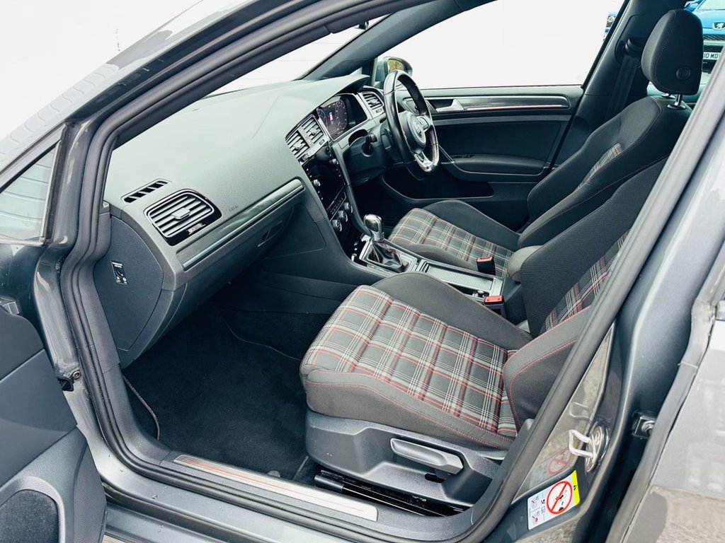 Used Volkswagen Golf 2018 for sale - 77427854: Photo 20