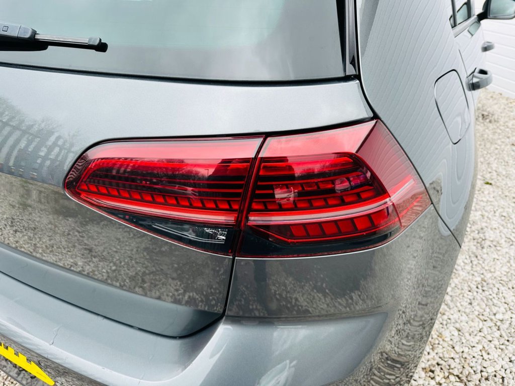 Used Volkswagen Golf 2018 for sale - 77427854: Photo 42