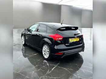 Used Ford Focus 2017 for sale - 76406241: Photo