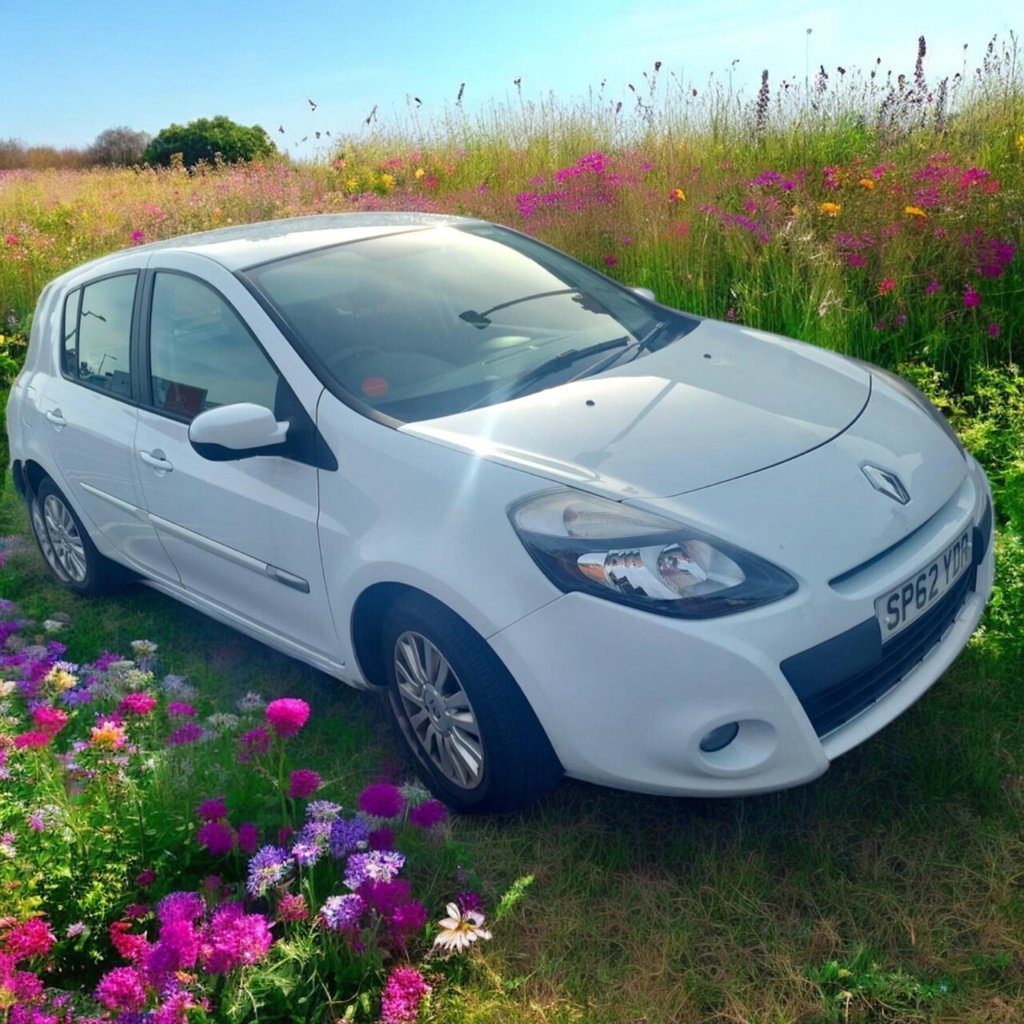 Used Renault Clio 2012 for sale - 76406236: Photo 4