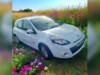 Used Renault Clio 2012 for sale - 76406236: Photo