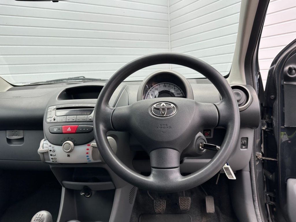 Used Toyota AYGO 2010 for sale - 77145679: Photo 6