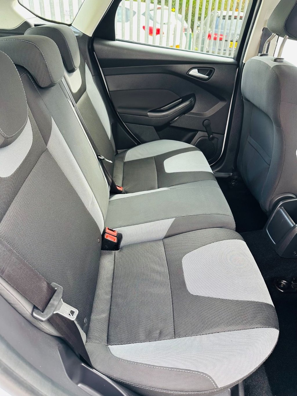 Used Ford Focus 2014 for sale - 76406177: Photo 13