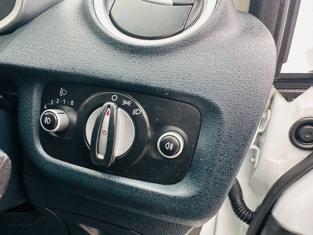 Used Ford Fiesta 2012 for sale - 76406209: Photo 14