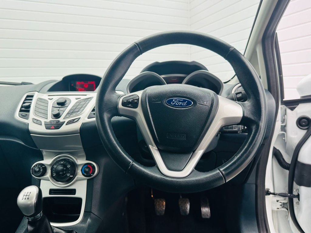 Used Ford Fiesta 2012 for sale - 76406209: Photo 20